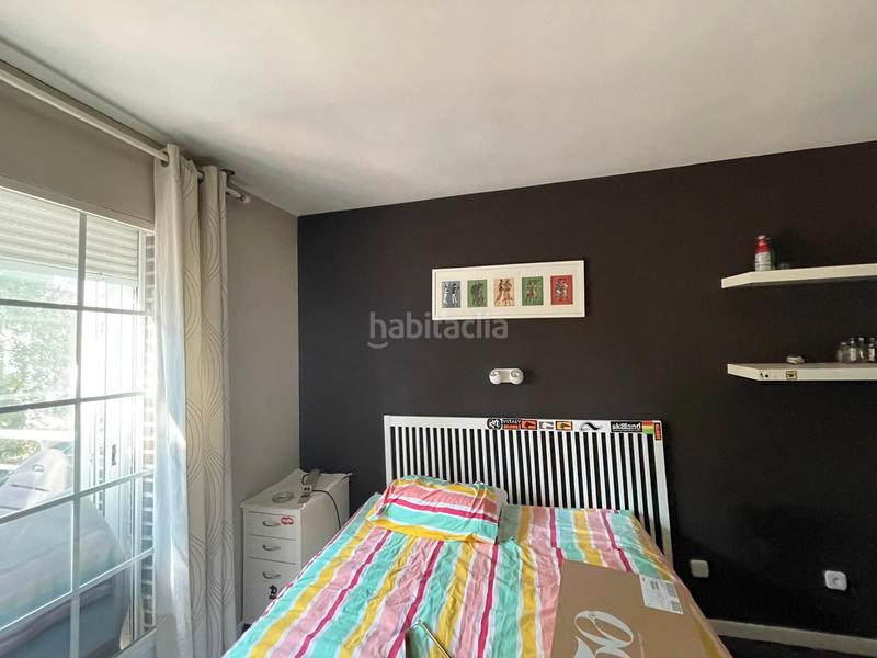 Foto f8acf8b5-95b0-4f6a-a02c-bfcca739d9c1. Location maison jumelée avec cheminée chauffage parking piscine dans Galapagar