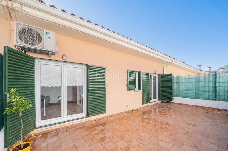 Foto 0a365ef6-5011-4be2-8c3a-5d3f71548747. Casa a schiera con camino riscaldamento parcheggio piscina in Galapagar