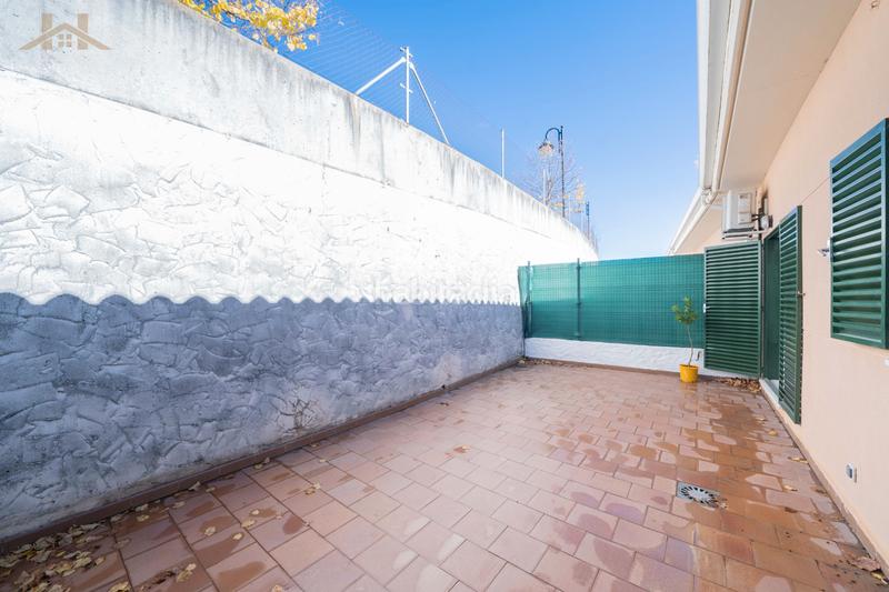 Foto 7a3c2a1e-ae65-4755-9f57-b6d1f1b9a0a0. Casa a schiera con camino riscaldamento parcheggio piscina in Galapagar