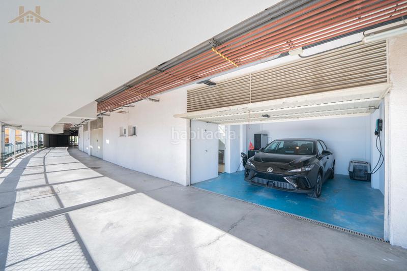 Foto c4ee76be-ce86-48e3-bdf6-9b4a3feaae1c. Casa a schiera con camino riscaldamento parcheggio piscina in Galapagar