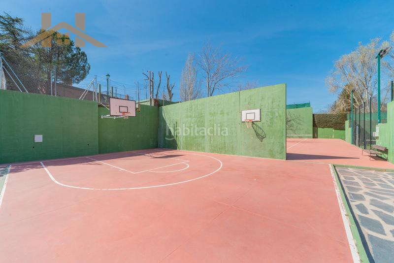 Foto 9ac379b0-1a99-4a40-bae6-c7b5d28a8e54. Casa adosada agencia inmobiliaria zona oficina hogares : en venta: espectacular adosado en la mejor zona de gal en Galapagar