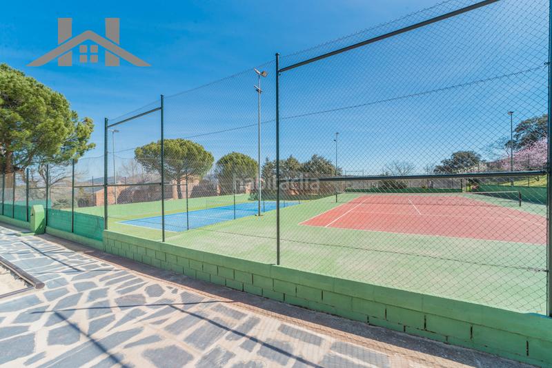 Foto cdcb5a5c-b46d-49e6-b7dd-74991525606d. Casa adosada agencia inmobiliaria zona oficina hogares : en venta: espectacular adosado en la mejor zona de gal en Galapagar