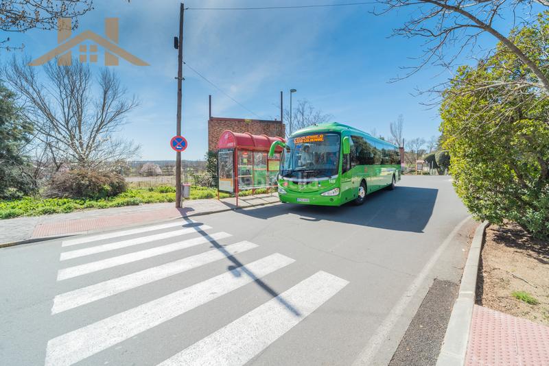 Foto f358fcfd-5f5e-4c6e-ae8d-170fcda2d8fa. Casa adosada agencia inmobiliaria zona oficina hogares : en venta: espectacular adosado en la mejor zona de gal en Galapagar