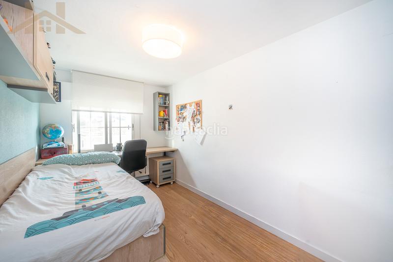 Foto 7f6a5228-f2d2-43dd-a897-61e914eb2f62. Casa adosada chalet adosado en venta en calle guindal en Colmenarejo