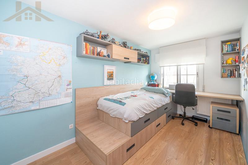 Foto b0a46d67-41fc-47fc-b138-23287e209bc4. Casa adosada chalet adosado en venta en calle guindal en Colmenarejo