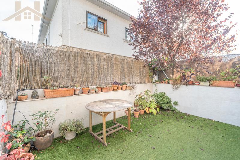 Foto efedfba9-0216-4042-aba1-25d2cb85780d. Casa adosada chalet adosado en venta en calle guindal en Colmenarejo