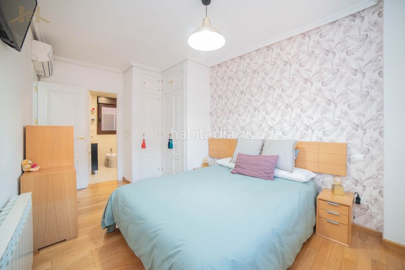 Foto 4028b906-be63-4224-aad6-1ce0b2aa9c9d. Piso  en venta en calle doménico veneciano en Seseña