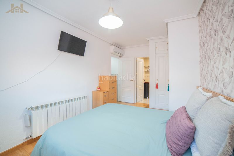 Foto e6bfeb25-af4b-4efb-be84-89c45a202451. Piso  en venta en calle doménico veneciano en Seseña