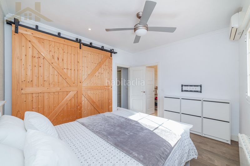 Foto 75d95c2d-5588-4662-926e-ced27762709a. Casa adossada amb xemeneia a Las Lomas Seseña