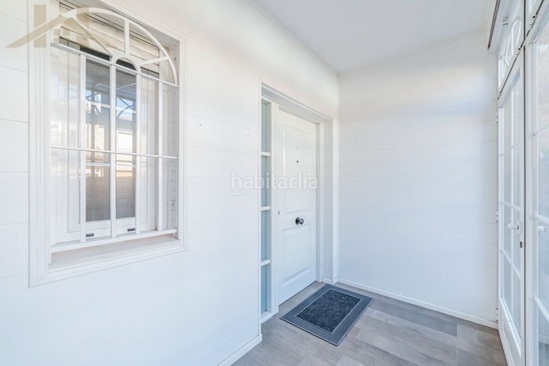 Foto bbf86332-5d3e-41cc-aa49-79eaa3411452. Casa adossada amb xemeneia a Las Lomas Seseña