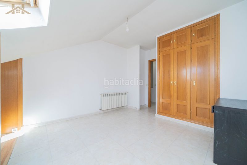 Foto 2cab4d95-cd0a-49a3-b6f2-a0b59080d071. Duplex avec chauffage dans deportivo Galapagar-los almendros Galapagar