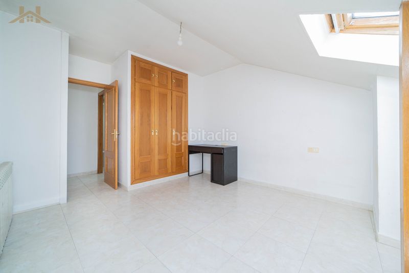 Foto ff31c379-e92f-404b-b5c2-b8bdc9b0dab8. Duplex avec chauffage dans deportivo Galapagar-los almendros Galapagar