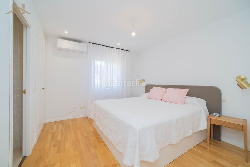 Foto bcf9d96e-eefd-46c0-a1ba-d7d737b736f4. Casa adossada amb aparcament a Colmenarejo