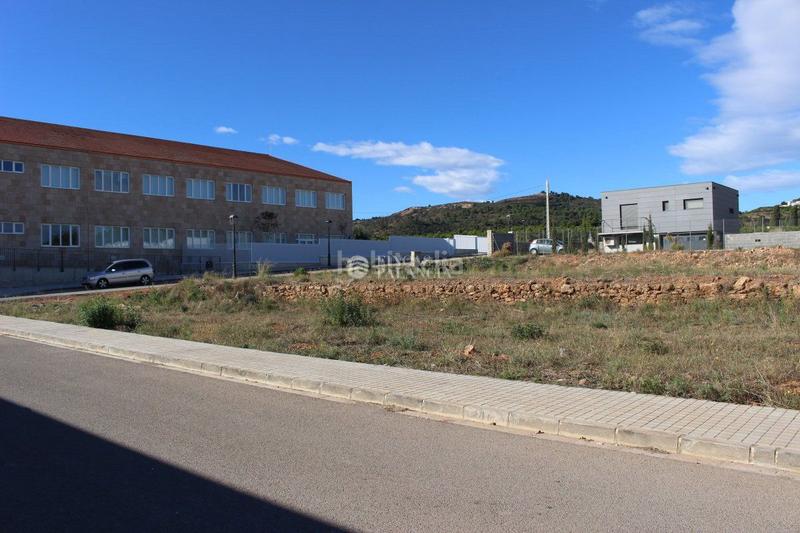 Foto 69407bdb-bfc7-44f8-a096-9158a643cfc6. Terreno residencial en yelto 6 solar en venta en algimia de alfara. en Algímia de Alfara