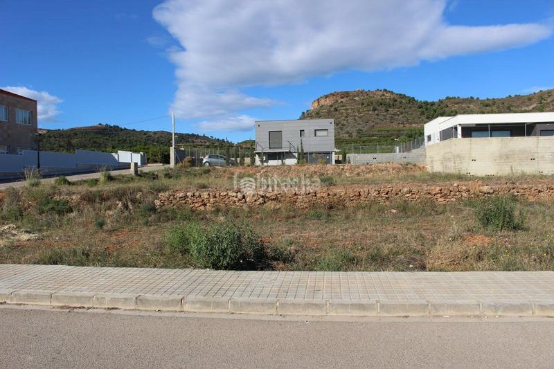 Foto 6ac75087-c2cf-43de-9d1f-6f380479d560. Terreno residencial en yelto 6 solar en venta en algimia de alfara. en Algímia de Alfara