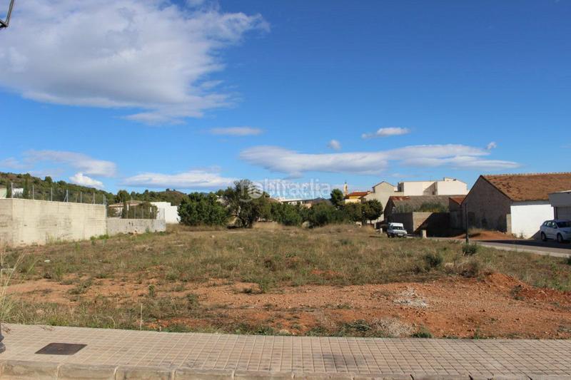 Foto 9b95399c-d0af-47b3-81b8-7a7ea09a6e9f. Terreno residencial en yelto 6 solar en venta en algimia de alfara. en Algímia de Alfara