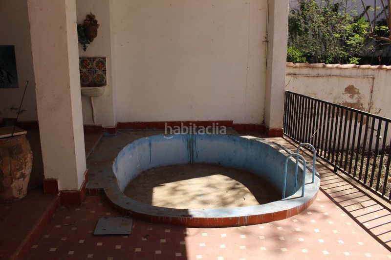 Foto 6d026460-aa15-43af-aba6-17e0f1d814c2. Aparcament cotxe a clara campoamor 9 a Segorbe