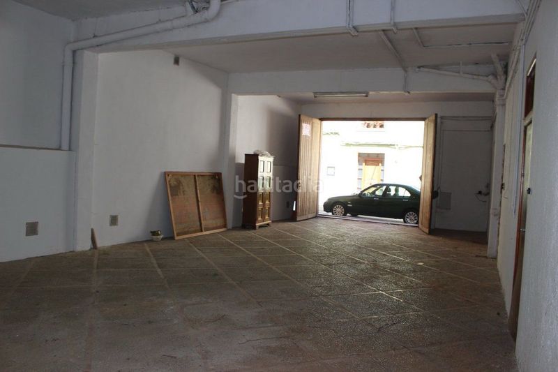 Foto aebe0a88-533e-4d34-8682-1b1760cf0dfb. Aparcament cotxe a clara campoamor 9 a Segorbe