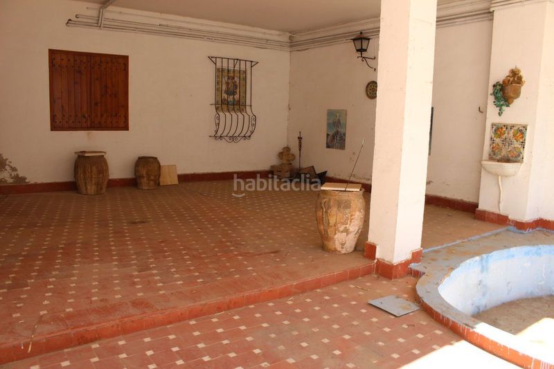 Foto f6e5201b-3542-40bc-9190-0db2e8feafc2. Aparcament cotxe a clara campoamor 9 a Segorbe