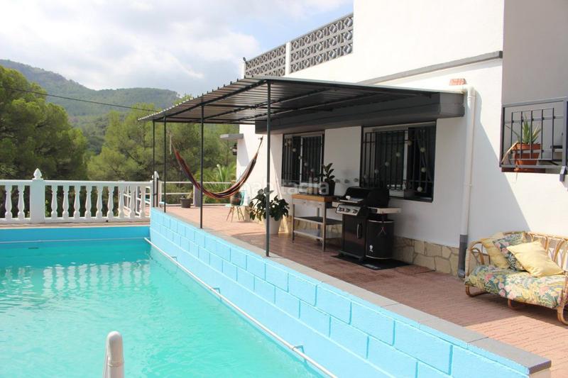 Foto bc68a91d-5aa0-4135-bc16-f9e55182a04c. Chalet avec parking piscine dans Albalat dels Tarongers