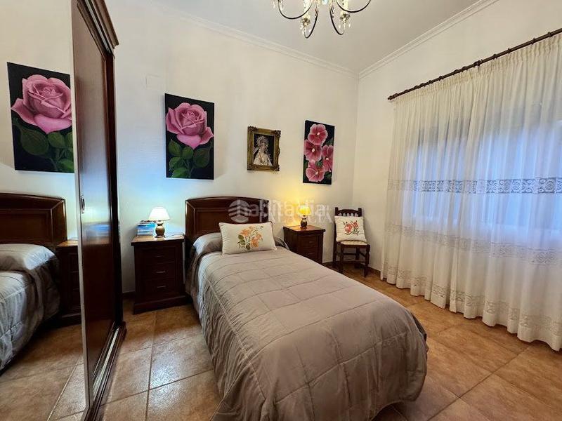 Foto b7884dac-f6d4-42b7-a370-358eb15946d0. Xalet amb calefacció aparcament piscina a Doctor Palos - Alto Palancia Sagunt