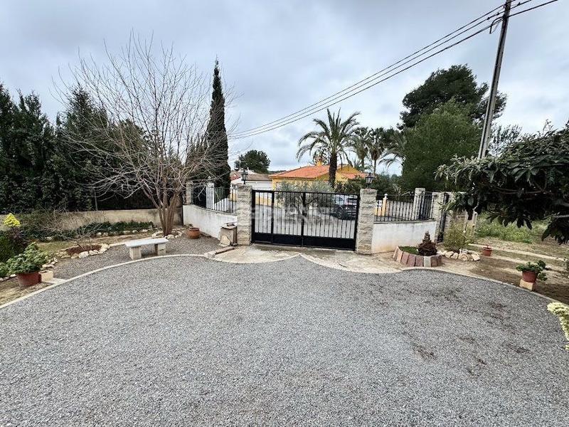 Foto de1b9dd8-ea37-4a4c-b8d3-1c3ffb1f15ad. Xalet amb calefacció aparcament piscina a Doctor Palos - Alto Palancia Sagunt