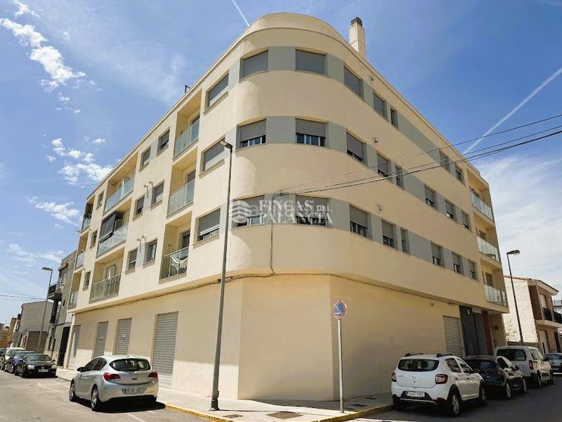 Foto a0d308d7-56b7-4483-af7a-807216fb67c7. Local comercial en barranquet 31 local com. en venta . en Chilches