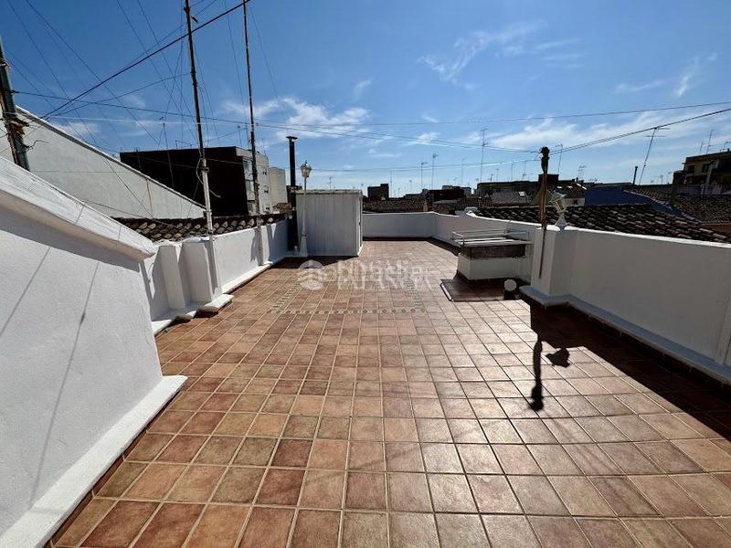 Foto fc77665b-928b-4067-8aaf-66b91874752d. Casa amb calefacció a Moncada