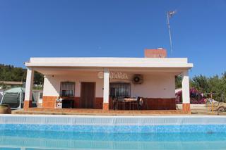 Xalet a Estivella. Chalet en venta en estivella, 4 dormitorios.