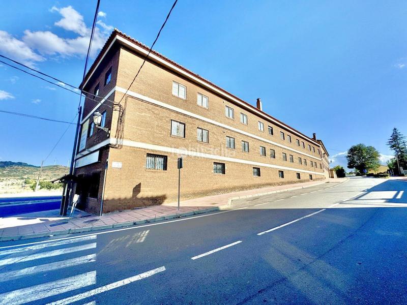 Foto 0a686182-b7f1-42fd-a1a5-99cabbd0d284. Affitto locale commerciale in carretera 19 in Barracas