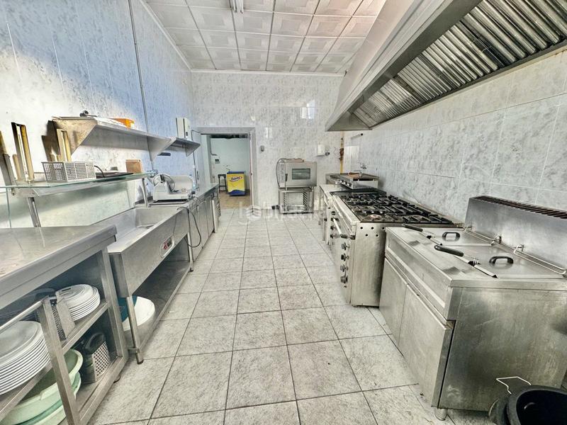 Foto 22726226-7e93-47d4-b0b0-2cd951c0f132. Affitto locale commerciale in carretera 19 in Barracas