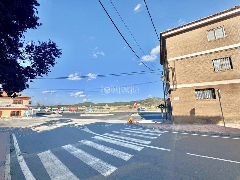 Foto 3eb8b85d-5d0d-4be3-bf54-84603c5b9af4. Affitto locale commerciale in carretera 19 in Barracas