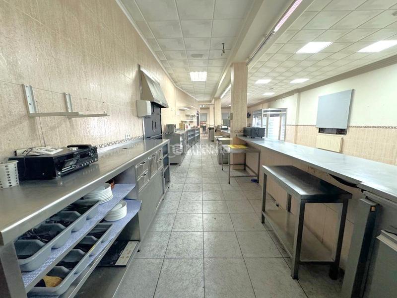 Foto 94d8e117-7d8f-43a7-9d26-59d988604721. Affitto locale commerciale in carretera 19 in Barracas