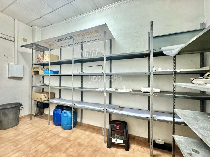 Foto be0e123e-dbc1-4c7e-9716-6239e8d09d16. Affitto locale commerciale in carretera 19 in Barracas