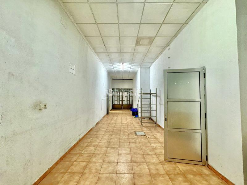 Foto ca7f4a2b-c12a-4c24-9fa5-5d01ac5e19fa. Affitto locale commerciale in carretera 19 in Barracas