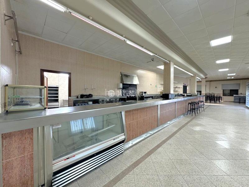 Foto dc93dd18-e310-4745-9577-f3961357a776. Affitto locale commerciale in carretera 19 in Barracas