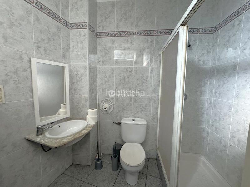 Foto dcac0e3c-add7-4864-b244-17b94aeb9cc1. Affitto locale commerciale in carretera 19 in Barracas