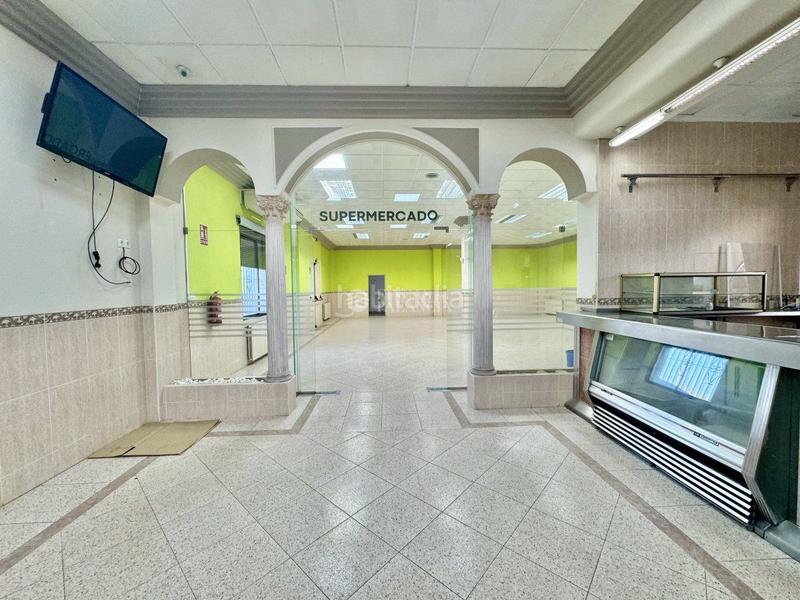 Foto fd8b3288-521b-45f8-8b3f-e3267ccefa22. Affitto locale commerciale in carretera 19 in Barracas