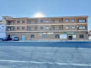 Lloguer Local Comercial a Carretera 19. Local com. en alquiler en barracas.