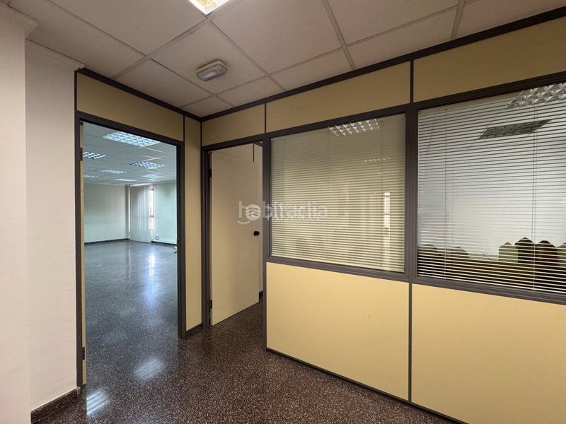 Foto a75702b5-1eb8-4eec-ad1d-ef57d2c9116f. Location bureau avec chauffage dans Segorbe