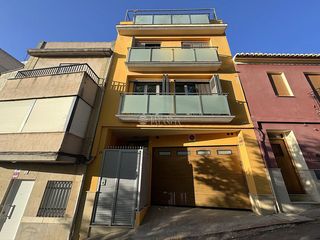Maison  Músico juan fco. gil mtnez.. Casa en venta en soneja, 4 dormitorios.