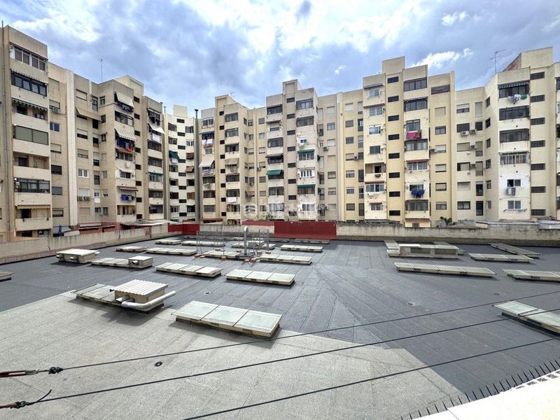 Foto c9ff2217-2c3b-459e-8a7c-5fe38a28df80. Pis a Barrio de Patraix Valencia