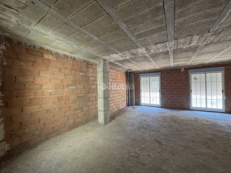 Foto b7da552a-0ea1-430f-ae3a-bc82896d41ee. Casa amb aparcament a Geldo