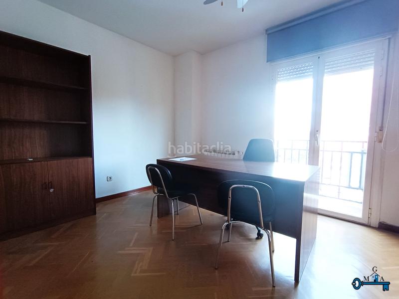 Foto b334cb18-18fc-433a-88de-fd56ebf2e7b9. Appartamento con riscaldamento in Centro Fuenlabrada