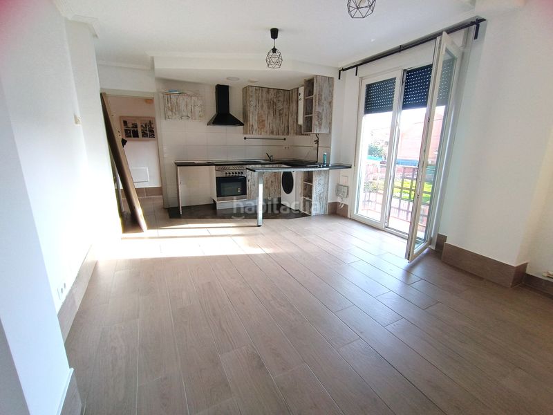 Foto 18af4b99-df11-4455-bbe3-a663d0d8b140. Dúplex amb calefacció aparcament a Numancia de la Sagra