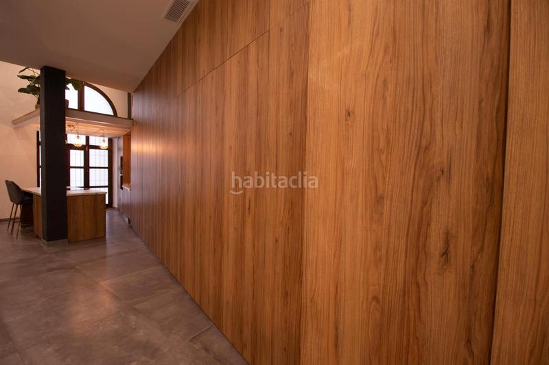 Foto a60d3ae9-33f9-41f1-9916-c29960cbbec0. Business premise in El Carme Valencia