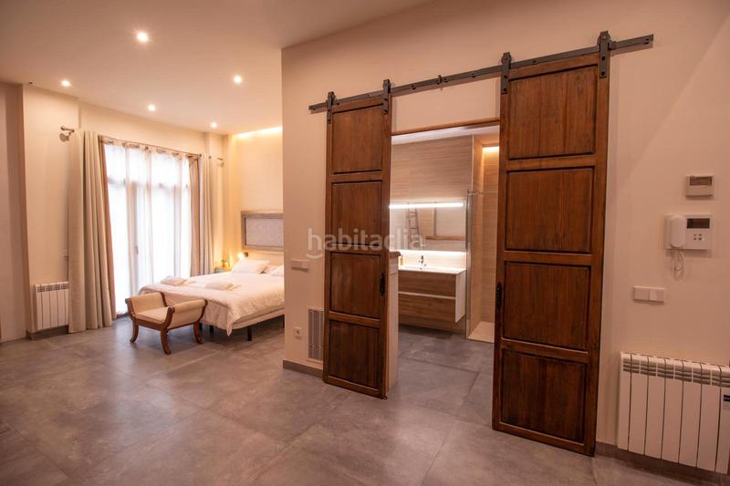 Foto bfa2b975-3f94-43f0-a622-c268dbe5bc14. Business premise in El Carme Valencia