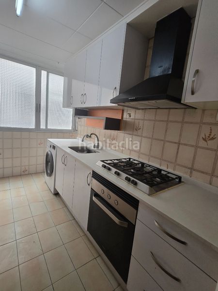 Piso en venta con balcon para entrar a vivir en Valencia - Imagen 6