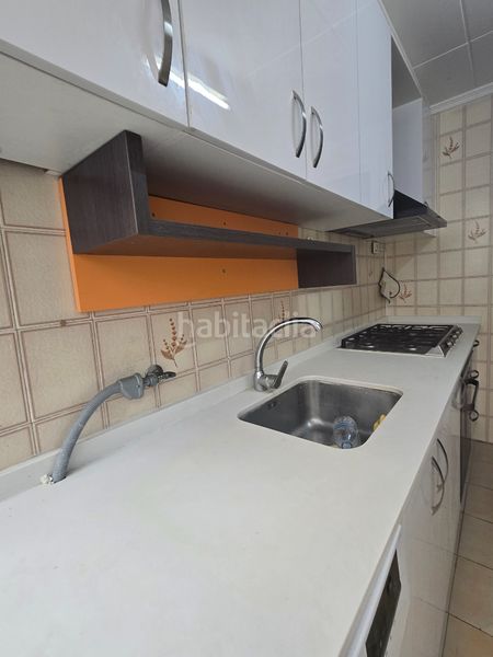 Piso en venta con balcon para entrar a vivir en Valencia - Imagen 13