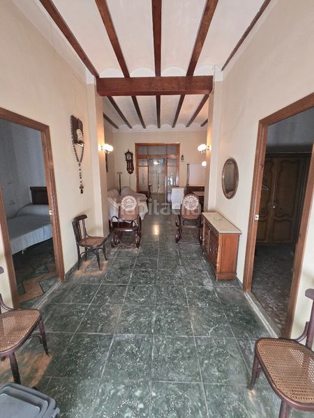 Foto 60f73fb4-8d8b-4a95-8eea-53a8120ec6f8. Casa adossada a Antella